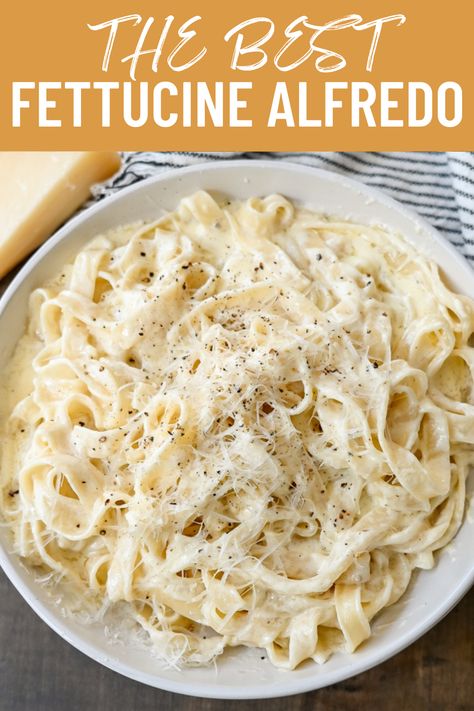 Fettucine alfredo recipe. This homemade alfredo sauce is made with simple ingredients — butter, parmesan cheese, garlic, heavy cream, and salt. It’s a 5-ingredient alfredo sauce that is beyond easy! Pasta, Ideas, Sauces, Foodies, Alfredo Sauce Recipe, Alfredo Sauce Recipe Easy, Alfredo Sauce, Alfredo Noodles, Alfredo Sauce Recipe Without Heavy Cream