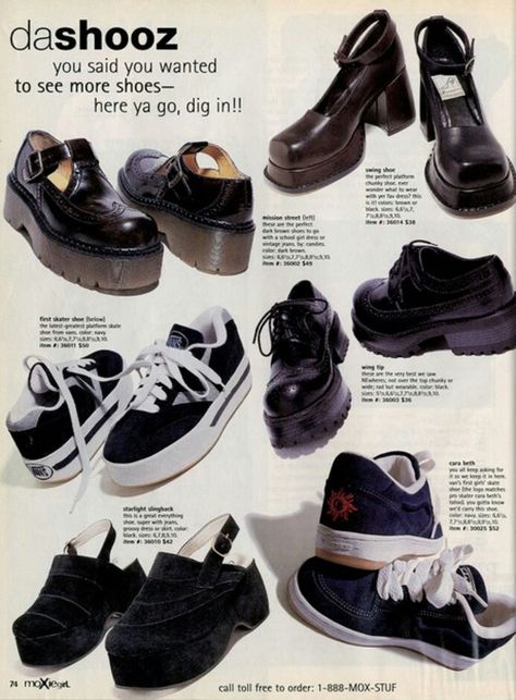 90s shoes K Pop, Grunge, 90s Fashion, Punk, Swag Shoes, Cool Outfits, 90s Shoes, Cute Shoes, Cute Outfits