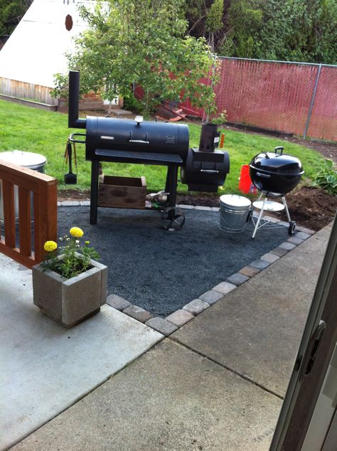 BBQ area with pavers and gravel. Super easy afternoon project. Outdoor, Gardening, Exterior, Backyard Grilling Area, Outdoor Bbq Area, Backyard Bbq, Outdoor Grill Area, Outdoor Grill Area Diy, Outdoor Grill Station