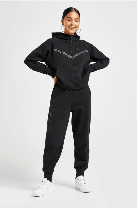 Nike Tech Fleece for £89.00 - £193.62 comes in a range of colours Nike, Outfits, Nike Outfits, Model, Giyim, Nike Women, Outfit, Cute Nike Outfits, Fit