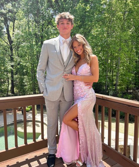 Prom, Instagram, Homecoming Couples Outfits, Couples Prom Outfits, Couple Prom Outfits, Prom Couples Outfits, Cute Homecoming Pictures, Prom Outfits For Couples, Homecoming Poses