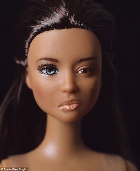 Using real women juxtaposed with Barbie dolls, Altanta-based photographer Sheila Pree Bright hopes to explore society's complex relationship... Barbie, Portrait, Art Photography, Photography, Culture, Real Women, Women, Photographer, Body Image