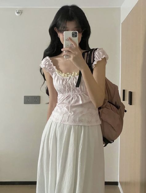 Himekaji Outfits, Thrifting Vintage, White Skirt Outfits, White Long Skirt, 여름 스타일, Long Skirt Outfits, Japanese Outfits, 가을 패션, Really Cute Outfits