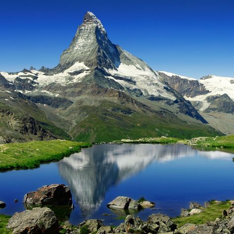 Schweizer Alpen: Die 10 schönsten Orte zum Wandern und mehr | Skyscanner Deutschland Bergen, Italy, Milan, Switzerland, Zermatt, Matterhorn Switzerland, Alps Switzerland, Alps, Alpen