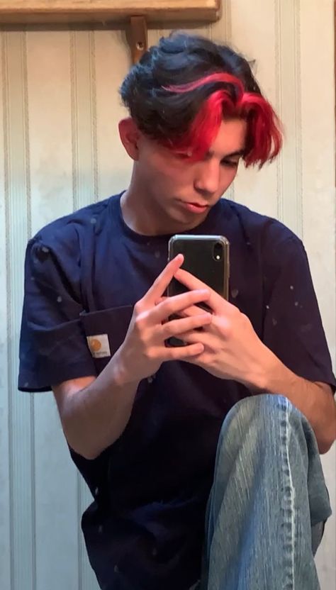 Guys With Dyed Hair, Guys Dyed Hair, Boys With Dyed Hair, Guys Dyed Hair Ideas, Dyed Hair Men Aesthetic, Red Dyed Hair Men, Male Dyed Hair Aesthetic, Men Dyed Hair Ideas, Men Coloured Hair