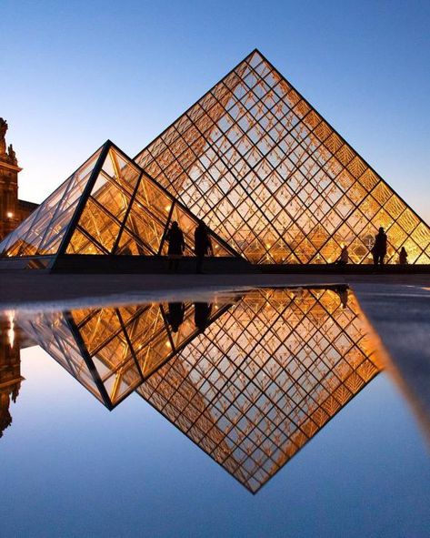Croquis, Paris France, Pune, Paris, Museums, Louvre Pyramid, Louvre Museum, The Louvre, Louvre Paris