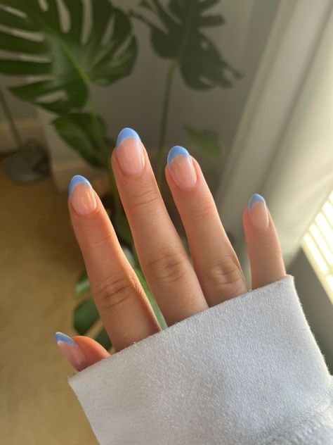 blue short french tip acrylic nail inspo Blue Nail, Acrylic Nail Designs, Blue French Tips, French Tip Nails, Classy Acrylic Nails, French Tip Acrylic Nails, French Tip Gel Nails, Short Acrylic Nails Designs, Nails Inspiration
