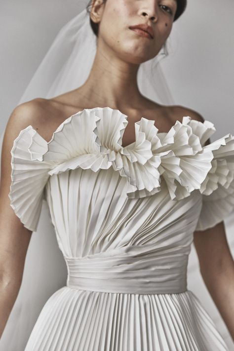 Elie Saab, Wedding Dresses, Elie Saab Couture, Couture, Wedding Gowns, Haute Couture, Dress Accessories, Fashion Dresses, Bridal Fashion Week