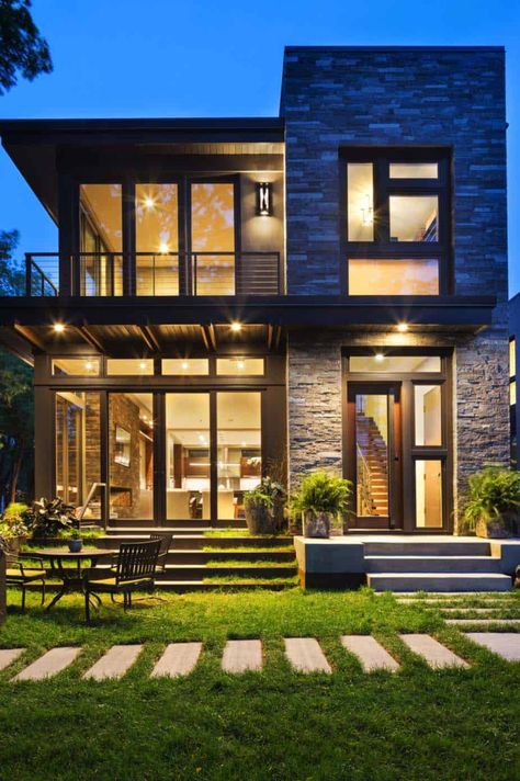 Idyllic contemporary residence with privileged views of Lake Calhoun Architecture, House Design, Modern Exterior House Designs, Modern House Plans, Modern House Exterior, House Designs Exterior, House Exterior, House Architecture Design, House Outside Design