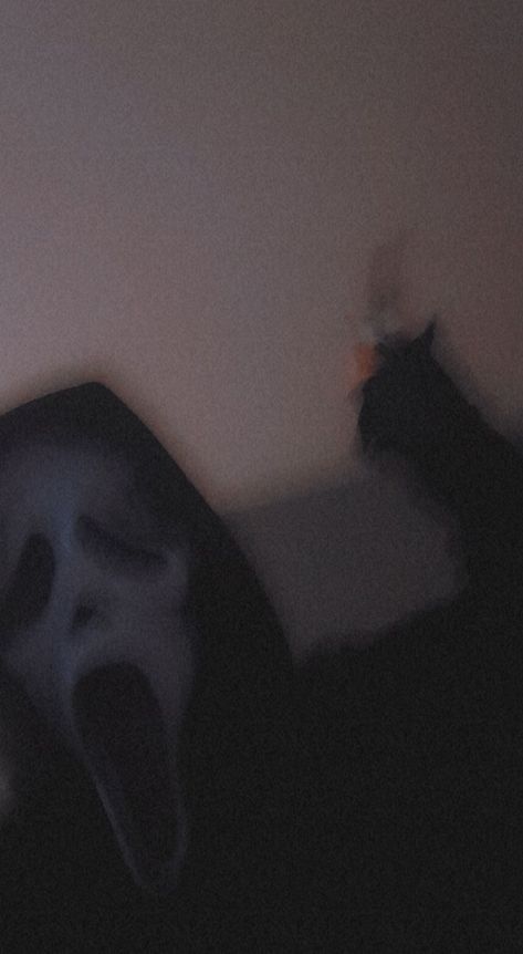 Instagram, Horror, Ghostface Wallpaper Aesthetic, Ghostface Scream, Scary Movies, Ghost Face Wallpaper Aesthetic, Scary Wallpaper, Scary Movie Characters, Ghost Faces