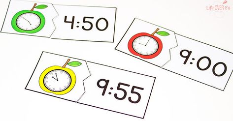 These free printable time puzzles with an apple theme are perfect for learning to tell time! Love it for my apple themed lessons! Learning, Telling The Time, Maths, People, Activities, Time Games, Lesson, Math, Telling Time