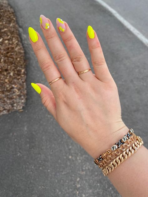 Neon yellow nails with flower design, matte nails, diamond flower nails Design, Neon, Nail Designs, Neon Yellow Nails, Neon Nail Designs, Acrylic Nails Nude, Cute Summer Nail Designs, Nail Inspo, Nail Designs Summer