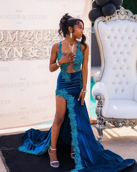 Evening Dresses, Formal Dresses, Gowns, Prom Dresses, Prom, Instagram, Aries, Evening Party Dress, Pageant Dress