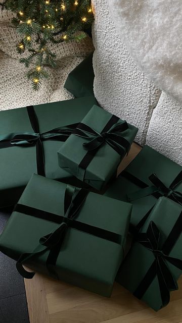 Christmas Wrapping, Diy, Gift Wrapping, Christmas Gift Wrapping, Christmas Gift Packaging, Christmas Gift Wrapping Diy, Xmas Gift Wrap, Christmas Packaging, Christmas Gifts
