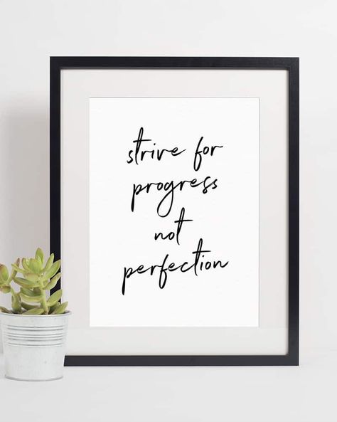 Download the FREE printable wall art quotes and wallpapers! #wallart #freeprintable #printable #freewallart #motivationalquote Diy, Decoration, Wall Quotes, Inspirational Quotes, Inspiration Quotes, Positive Wall Art, Motivational Wall Art, Quote Decor, Quote Prints