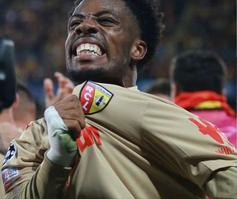 RC Lens' Elye Wahi celebrates scoring their first goal REUTERS/Pascal Rossignol American Football, Champions League, Rc Lens, Eindhoven, Manga, Racing, Lens, Psv Eindhoven, Champion