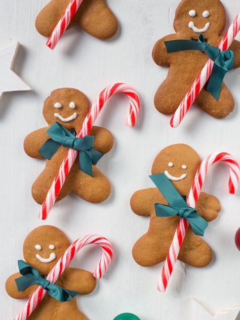 Gingerbread recept Biscuits, Kerst, Jul, Lebkuchen, Gingerbread, Christmas Treats, Christmas Food, Weihnachten Rezepte, Cookie