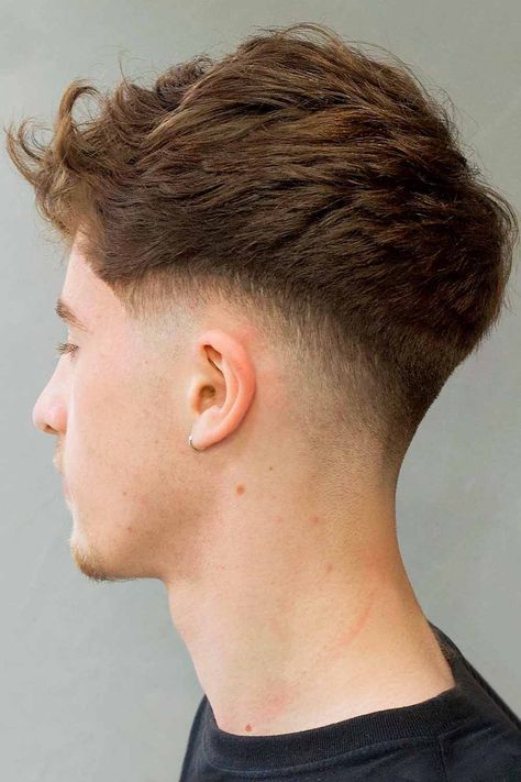 Drop Fade Hairstyle Agenda For Every Hair Length And Type Mens Haircuts Fade, Men Haircut Curly Hair, Mens Hairstyles Fade, Fade Haircut Styles, Man Bun, Haircuts For Men, Hair And Beard Styles, Hair Cutting Techniques, Men Hair Color
