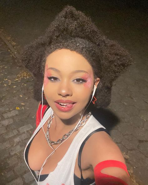 afro natural hair star red ootd alt black girl pixiebvg on tiktok and insta Afro Natural, Red Afro, Afro Hair Girl, Afro Hair, Afro Hair Woman, Afro Punk, Afro Hairstyles, Afro, Black Girl