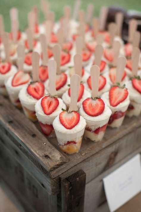 47 Sweet Finger Food Appetizers For Your Wedding - Weddingomania                                                                                                                                                      More Brunch, Cake, Dessert, Foods, Cupcakes, Pudding, Mini Desserts, Snacks, Desserts
