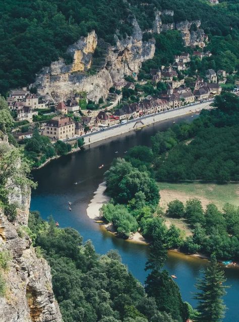 Top 5 Places in Europe for a Girls Getaway - Dame Traveler Outdoor, Wanderlust, Aquitaine, Los Angeles, Destinations, Camping, Aerial View, Landscape Pictures, River