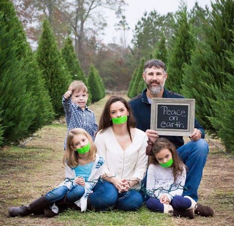 28 Awesome Pics To Make Your Day - Funny Gallery Portrait, Humour, Ideas, Funny Babies, Family Humor, Funny Family, Funny Christmas Cards, Funny Family Photos, Family