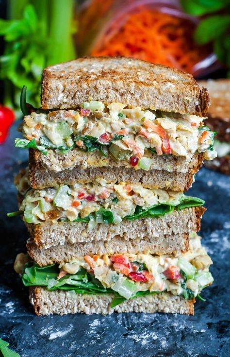Tuna Fish Salad, Resep Sandwich, Sandwich Vegetarian, Chickpea Salad Sandwich, Dada Ayam, Vegetarian Sandwich, Veggie Sandwich, Fish Salad, Vegan Sandwich