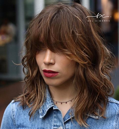 Medium Grungy Haircut with Bangs Cortes De Cabello Corto, Long Layers With Bangs, Straight Eyebrows, Haircuts With Bangs, Curly Hair Styles, Hair Cuts, Medium Length Hair With Bangs, Hair Lengths, Medium Length Curly Hair