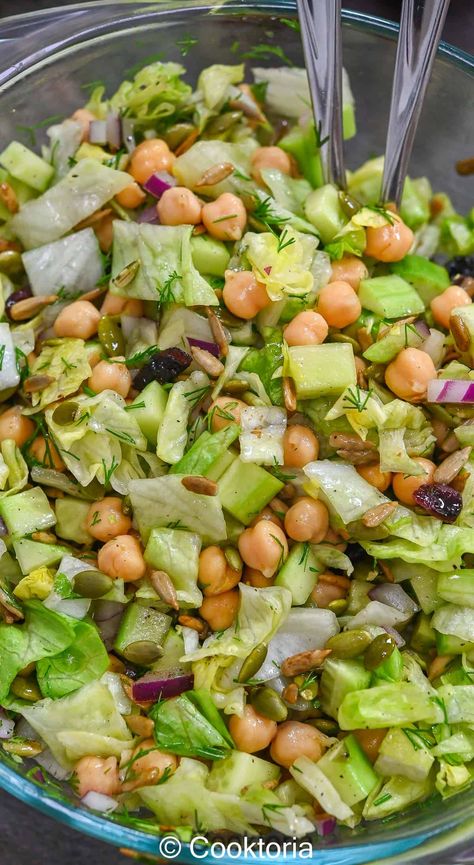 This Chickpea Iceberg Salad is full of crunchy cucumber, tender chickpeas, and crisp iceberg lettuce. The simple vinaigrette with fresh dill makes this dish taste amazing. Cali, Healthy Recipes, Lettuce Recipes, Lettuce Salad, Cucumber Salad, Chickpea Salad, Vegetable Salads, Iceberg Lettuce Salad, Chickpea