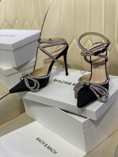 Chanel, Styl, Trendy, Outfit, Moda, Elegant, Cute Shoes, Pretty Shoes, Aesthetic Shoes