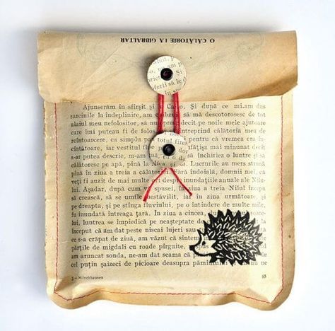 31 DIY Old Page Book Ideas - 230 Diy, Vintage, Crafts, Knutselen, Book Gifts, Diy Book, Diy Geschenke, Book Crafts, Journal