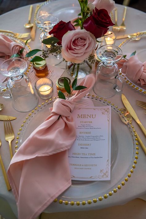 Parties, Brunch, Pink Table Settings, Bridal Shower Tablescape, Bridal Shower Table Decorations, Brunch Table Setting, Bridal Shower Tables, Birthday Dinner Party, Bridal Shower Decorations Pink