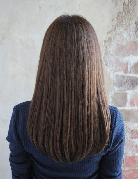 Hello lady. These are useful tips for taking care of your hair Dyed Hair, Capelli, Brown Blonde Hair, Cabelos, Layered Hair, One Length Hair, Haar, Cortes De Cabello Corto, Long Hair Cuts