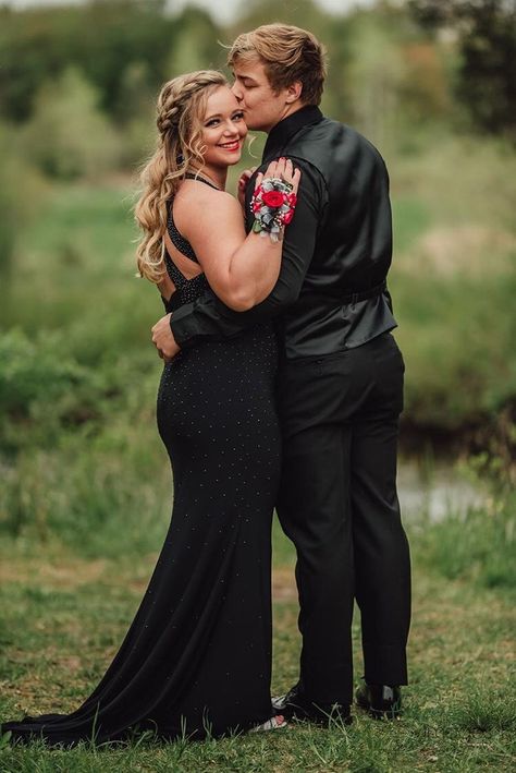 Art, Prom, Couple Picture Poses, Poses, Couple Prom, Picture Poses, Elegant Couple, Couple Prom Pictures, Couples Prom