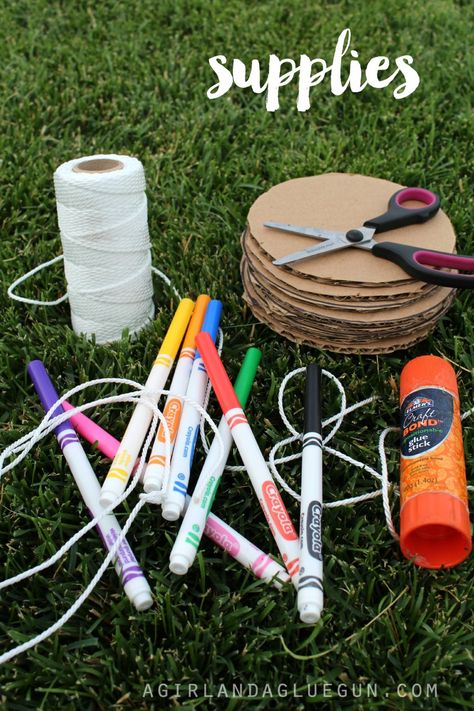 DIY Paper Spinner Montessori, Diy, Bricolage Facile, Bricolage, Fun Crafts, Summer Crafts For Kids, School Crafts, Diy Paper, Fun