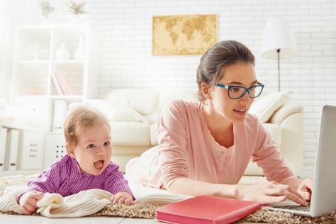 Ideas for stay at home moms to make money! These legit side hustle ideas for moms can be done from home, with no experience. Baby, Mommy Blogger, First Time Moms, Mom And Baby, Mom Life, Trendy Mom, Modern Mom, Blogger, Travel Pillow