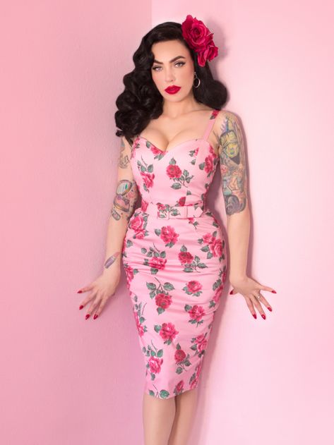 SHOP VIXEN – Page 3 – Vixen by Micheline Pitt Vintage Wiggle Dress, Vintage Dresses, 1950s Pinup, 50s Pinup Outfits, Pinup Style Clothing, Bombshell Dress, Vintage Outfits, Modern Pinup Outfits Ideas, Rockabilly Style Dress