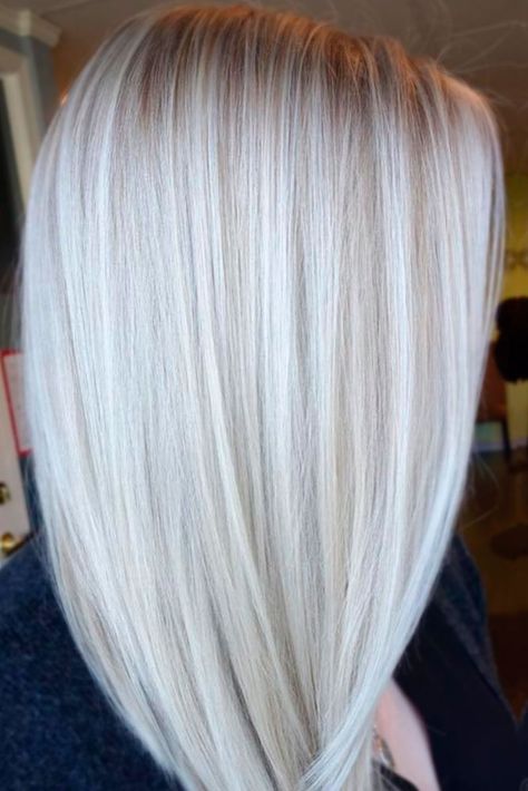 Platinum Blonde Hair Color Ideas Still Trending for 2022 - Love Hairstyles Best Blonde Hair, Blonde Hair For Pale Skin, White Hair With Lowlights, Ice Blonde Highlights, Heavy Blonde Highlights, Cream Blonde Hair, Icy Blonde Highlights, Icey Blonde, Icy Blonde Hair Color