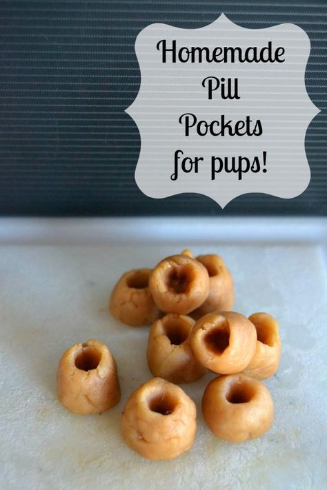 Make your pup his / her own pill pockets with 3 simple ingredients! Dog Treats, Homemade Dog Treats, Dog Pill Pockets, Homemade Pet Treats, Dog Treat Recipes, Dog Treats Homemade Recipes, Homemade Dog, Dog Pills, Diy Dog Stuff