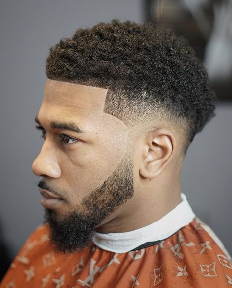 Black Man Haircut Fade, Young Men Haircuts, Mens Haircuts Fade, Black Boys Haircuts, Black Men Haircuts, Black Men Hairstyles, Cortes De Cabello Corto, Haircuts For Men, Men's