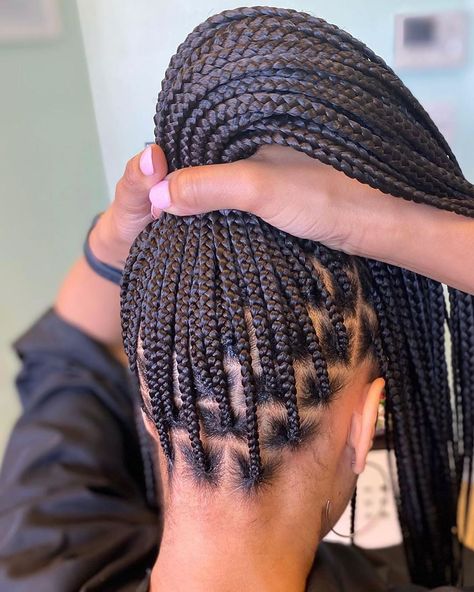 Nice and Neat Knotless Box Braids 👌🏾⁣⁣ ⁣⁣ This is one of our favorite go-to protective styles ✨⁣⁣ Beautiful work by @hairbywenia_ ❤️⁣ ⁣⁣⁣ What’s your go to protective-style? 😍 Dreadlocks, Box Braids, Braided Hairstyles, Protective Styles, Box Braids Hairstyles For Black Women, Box Braids Hairstyles, Box Braids Styling, Braided Hairstyles For Black Women, Braided Hairstyles Easy
