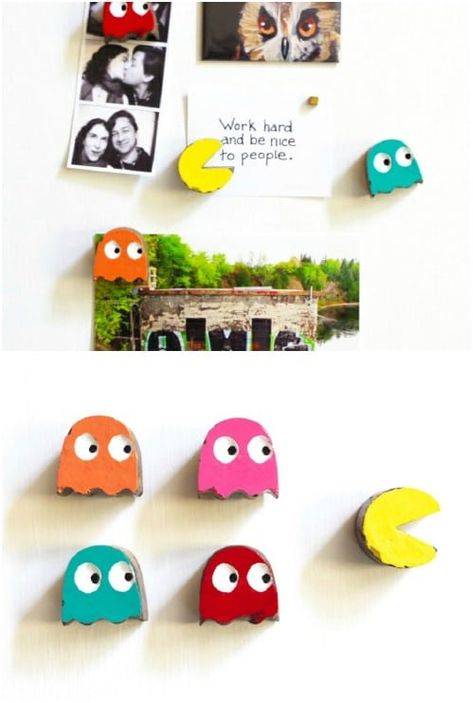 20 Easy DIY Refrigerator Magnets To Decorate Your Kitchen With Fun - Did you just love refrigerator magnets when you were growing up? I mean, everyone had them back in the day. From those adorable little fruits to the ABCs that kids could learn to spell with, everywhere you went you saw kitchen magnets. #diy #magnets #fridgemagnets #kitchenprojects #handmade #creativeideas #ideas #fridgedecor #decor Fimo, Diy Magnets Fridge, Mobile Case Diy, Diy Popsicle Stick Crafts, Alphabet Magnets, Diy Magnets, Geek Things, Fridge Decor, Clay Magnets