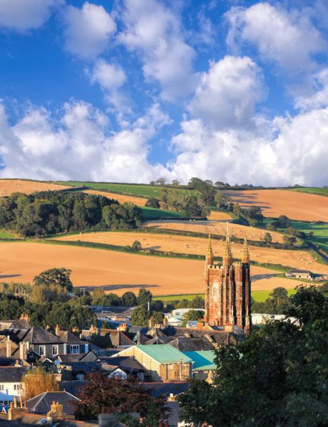 12 of the Best Places to Visit in South Devon Summer, National Parks, Devon, Cornwall, Holiday Destinations, Places To Visit, Cool Places To Visit, Coastal Towns, Europe Travel