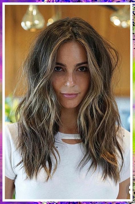 Christmas Hairstyles - Yes, You Want It! Isn't that what you are searching for? Visit now for more ideas. Hair Trends, Balayage, Brunette Hair, Brunette Ombre, Balayage Brunette, Brunette Hairstyles, Medium Hair Styles, Balayage Hair, Hair Color Balayage