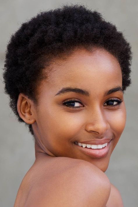 All You Need to Know About 4a, 4b, And 4c Hair: Must-Knows for The Right Hair Care ★ Type 4c Hairstyles, Hair Length Chart, Type 4 Hair, Hair Type Chart, 4c Natural Hair, Natural Hair Types, 4c Hair, 4c Natural Hairstyles Short, 4c Natural