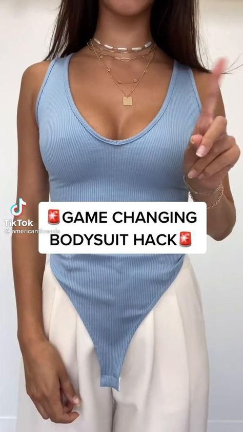 Must know bodysuit hack! [Video] | Outfit inspirationen, Outfit ideen, Styling ideen klamotten Bra Hacks, How To Wear A Bodysuit, Cute Bodysuit Outfits, Clothing Hacks, Diy Clothes Life Hacks, Bra Outfit, T Shirt Hacks, Bra Top Outfit, Bikini Fashion