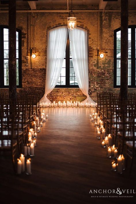 25 Eye-dropping Wedding Lighting to Make Your Big Day Swoon - Clarity Wedding- Wedding Colors,Ideas and invitation tips