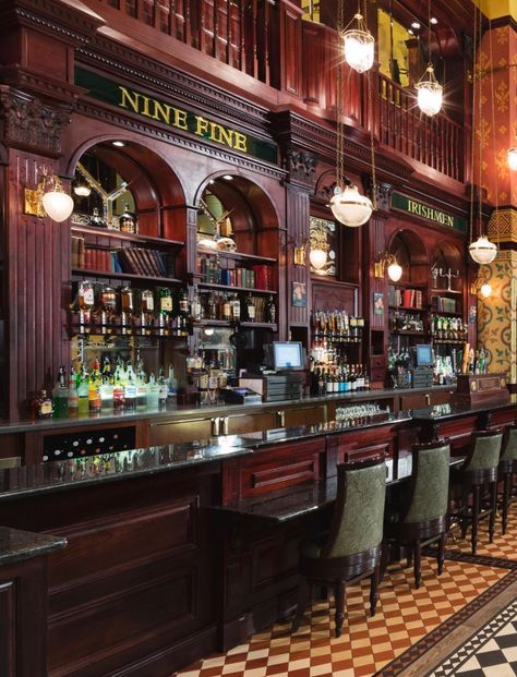 Victorian Style | The Irish Pub Victorian Bar, Irish Pub Interior, Irish Pub Design, Irish Pub Decor, Old Pub, English Pub Decor, Tavern, Bar Room, Bar Design Restaurant