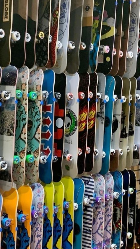 Vans, Skateboard, Skateboard Decks, Skateboard Photography, Skateboard Photos, Skateboard Design, Skateboard Aesthetic, Cool Skateboards, Skateboarding Tricks