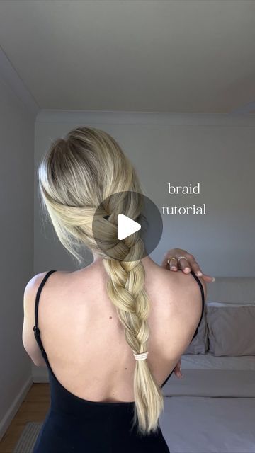 maya kate on Instagram: "THE BRAID TUTORIAL 🫶🏼🫶🏼🫶🏼 so easy with practise, tag me if you try!! 🥹 also, crying at my concentration face HAHA #hairtutorial #braidtutorial #howtobraidhair how to braid, easy braid step by step tutorial, easy hair tutorial" Maya, Instagram, Ideas, Side Braid Tutorial, Braided Hairstyles Easy, Loose Braid Hairstyles, Braided Hairstyles Tutorials, Braids Step By Step, Hair Braid Diy